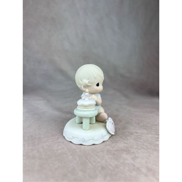 Vintage Precious Moments Figurine Growing in Grace 1 Year Old Birthday 1994 - Picture 4 of 7